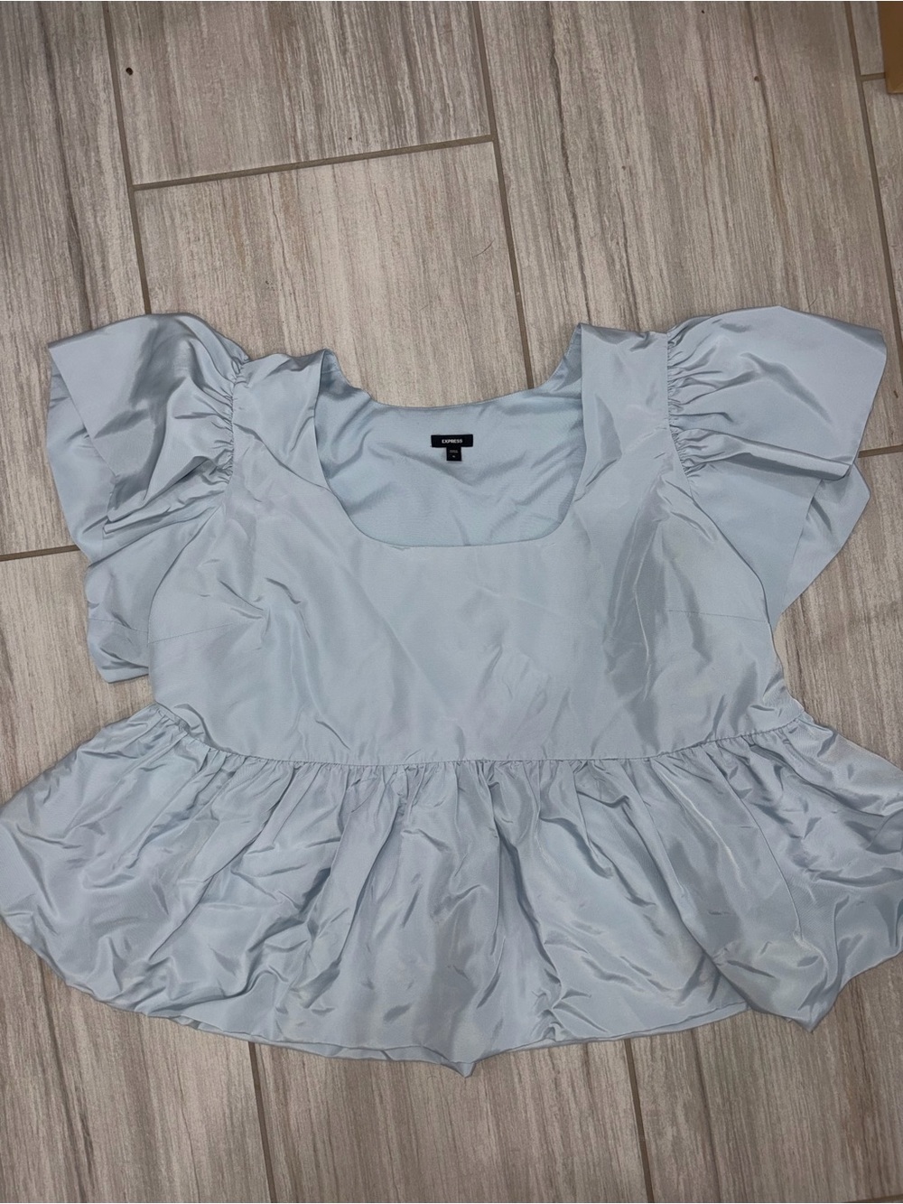Express women’s short sleeve blouse light blue size XL